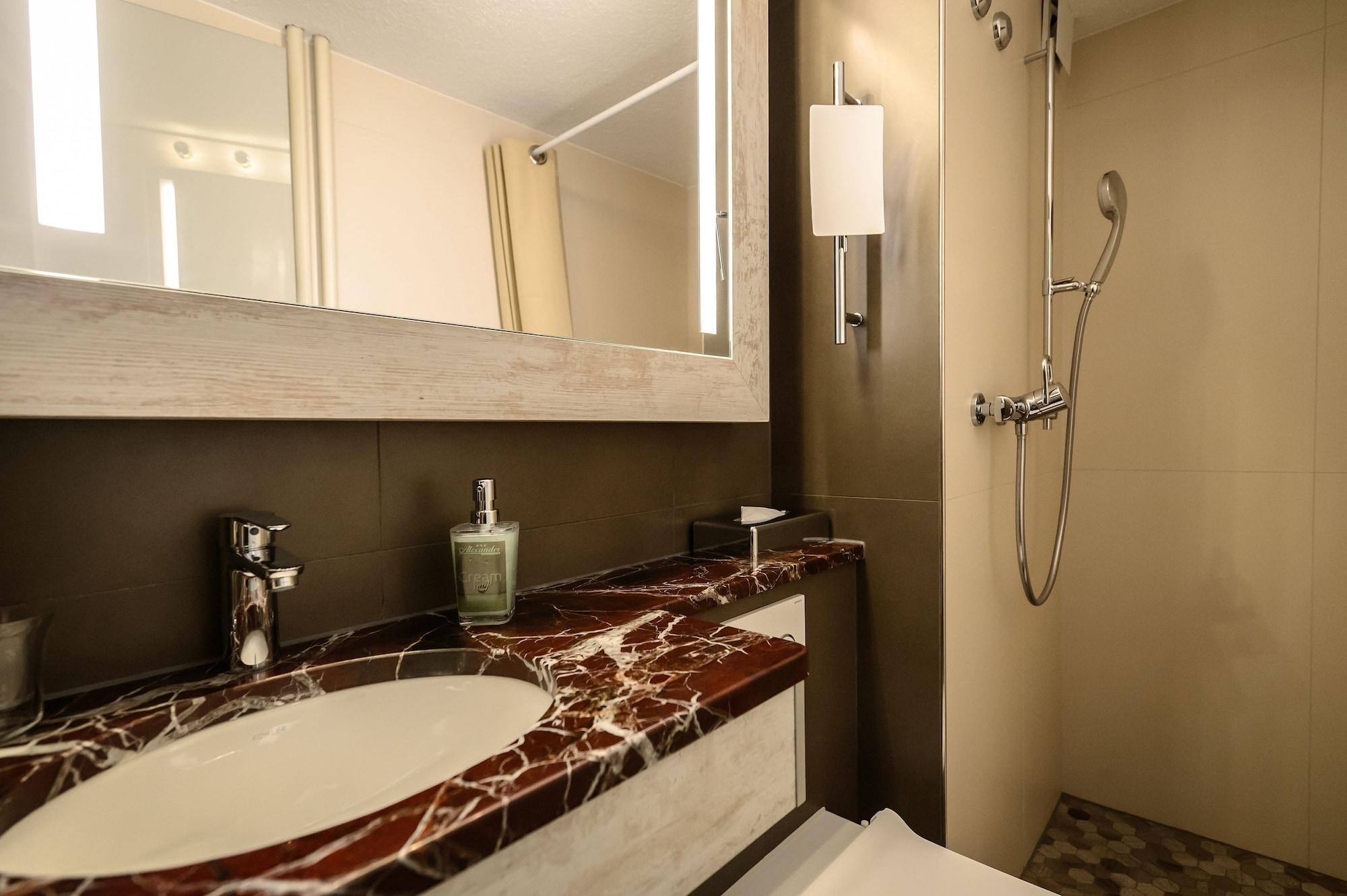 Alexander Guesthouse Zurich Old Town Luaran gambar