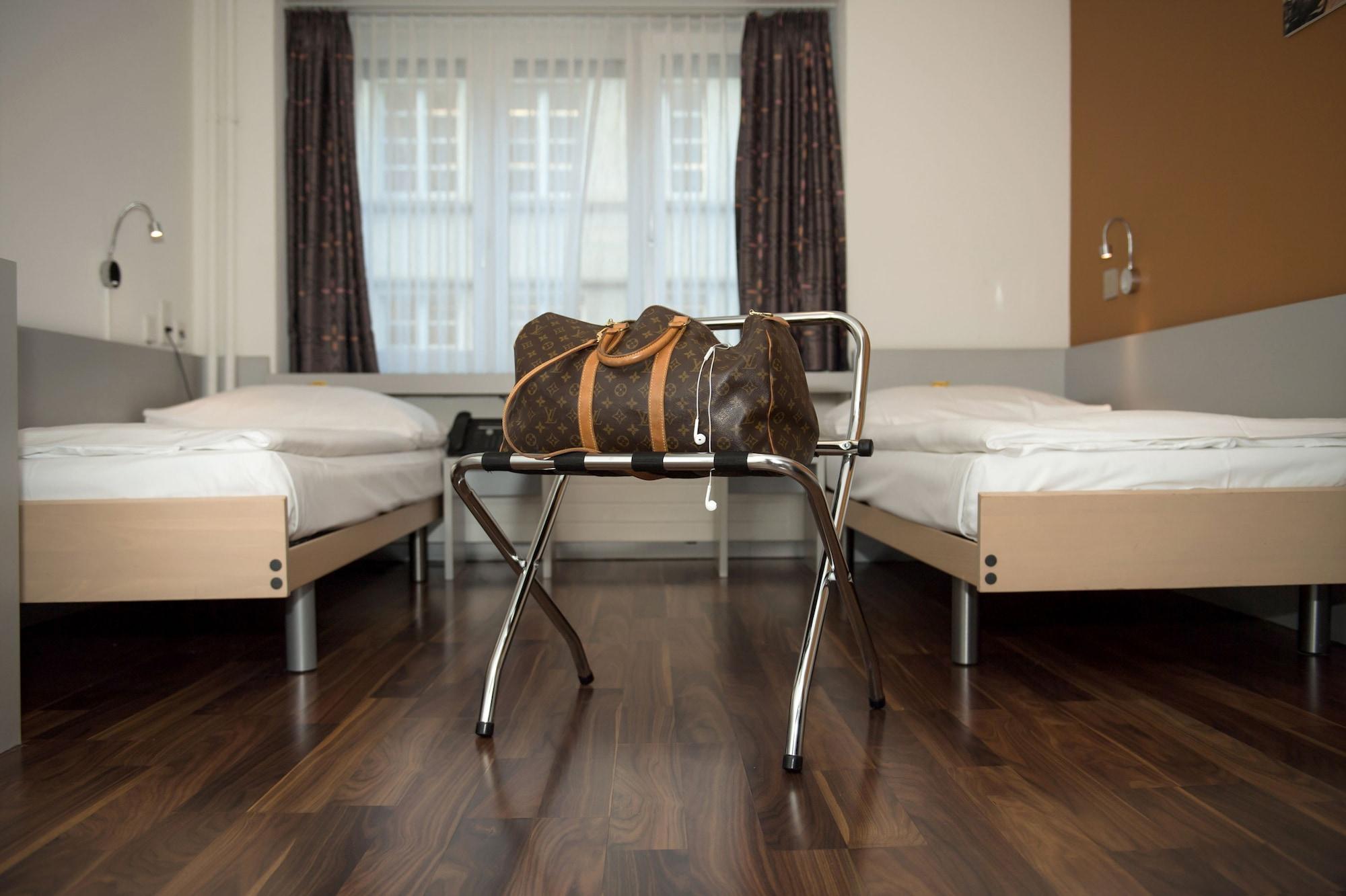 Alexander Guesthouse Zurich Old Town Luaran gambar