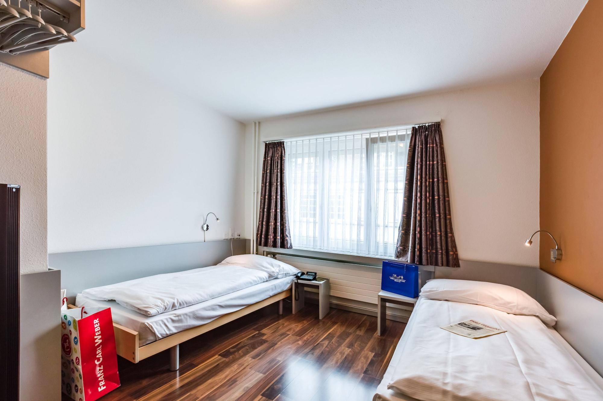 Alexander Guesthouse Zurich Old Town Luaran gambar