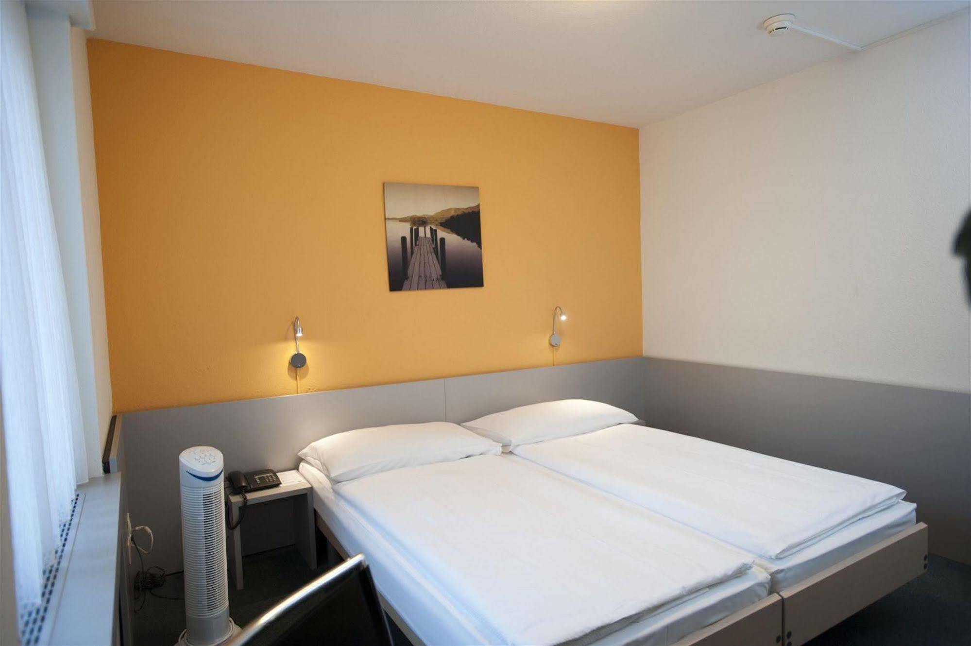 Alexander Guesthouse Zurich Old Town Luaran gambar