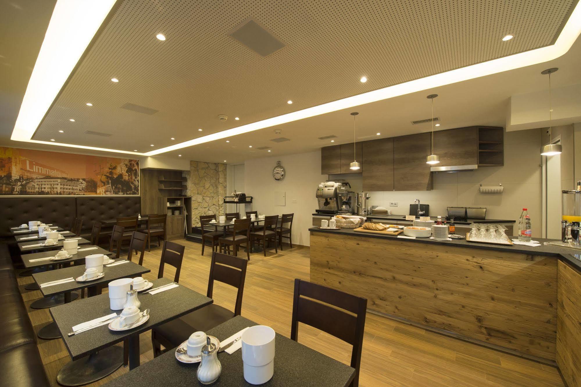 Alexander Guesthouse Zurich Old Town Luaran gambar