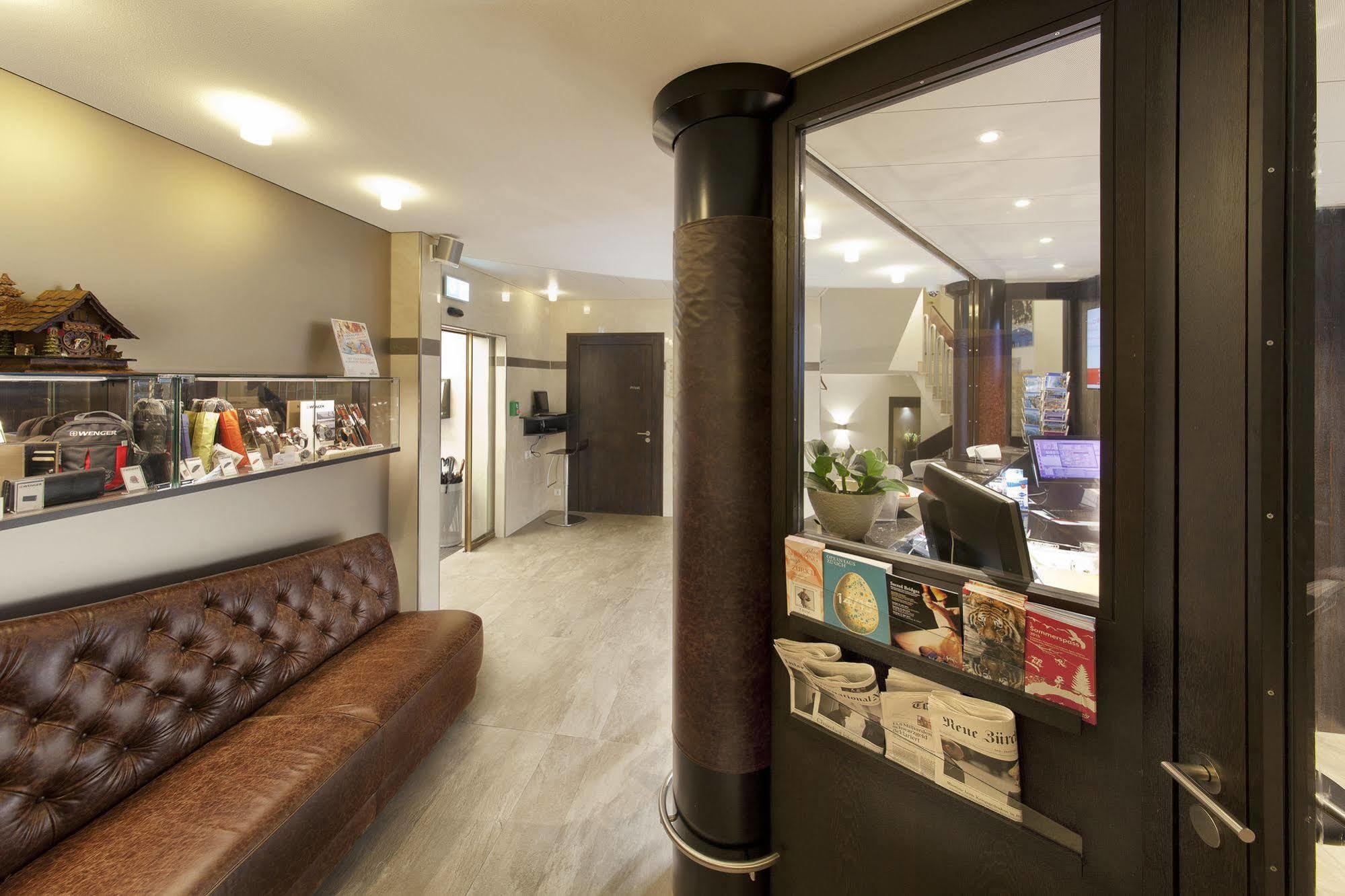 Alexander Guesthouse Zurich Old Town Luaran gambar